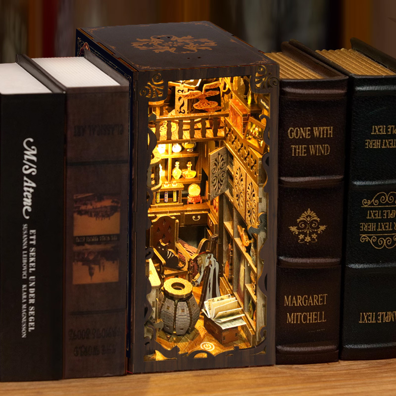 Xinyue CE Certified US Markets DIY Miniature House Bookstore Decoration Friendly Nook Book for Bookshelf Ornament Mini Toy