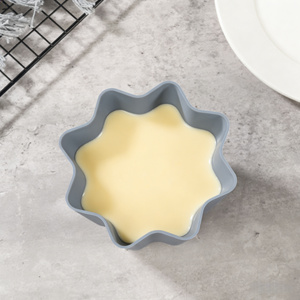 Molde de Silicona para Hornear sin BPA y Molde para Pan Mini Panettone Colección Let's Celebrate Bakeware Molde Multiusos para Gelatina - Product Image 2