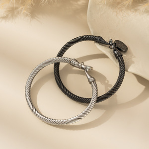 Brazalete <span class=keywords><strong>de</strong></span> Alambre <span class=keywords><strong>de</strong></span> Acero Inoxidable con Medalla <span class=keywords><strong>de</strong></span> San Benito, Brazalete con Dije <span class=keywords><strong>de</strong></span> San Benito para Mujer, Joyería Religiosa, Regalo - Product Image 3