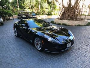 Fairly Used 2020 <strong>Ferrari</strong> 812 Superfast 2dr Coupe Turbo Leather R18 RWD Automatic ACC Interior Left Camera Aluminium Alloy - Product Image 4