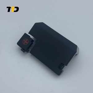 Cubierta de Fusible 82621-F4010 para Toyota <span class=keywords><strong>CHR</strong></span> 82621-F4010 - Product Image 1
