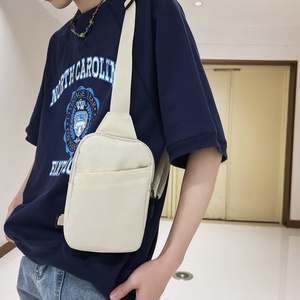 Nouvel Arrivage Sac Bandoulière Unisexe Design Oxford Personnalisable Logo Petit Sac Carré Noir Imperméable à Bouton Poitrine - Product Image 6