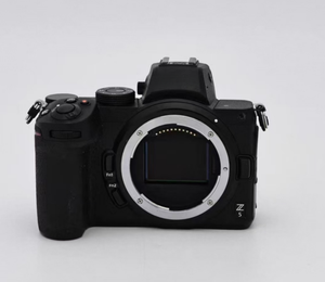กล้องดิจิตอลมิเรอร์เลสแบบฟูลเฟรมมือสอง ระดับเริ่มต้น รุ่น Nikon Z5 คุณภาพภาพระดับ 4K - Product Image 1