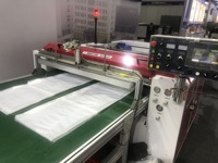Machine de fabrication de sacs en plastique à soudures thermiques et à coupes à froid de vitesse moyenne de 1,4 mètre de large de Chovyting