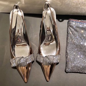 Comode décolleté da donna leggere sandali con punta a punta con <span class=keywords><strong>tacco</strong></span> alla moda <span class=keywords><strong>scarpe</strong></span> da sera con pompa pantofole <span class=keywords><strong>primaverili</strong></span> Mule <span class=keywords><strong>scarpe</strong></span> Casual da donna - Product Image 3