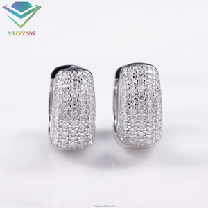 Boucles d'oreilles créoles 5 rangs en argent 925 plaqué or 18 carats, serties de moissanite VVS certifiée GRA, taille brillant rond, style hip-hop unisexe - Product Image 4