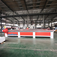 Routeur à bois CNC à bas prix 1325 3 axes 4*8 pieds, machine de découpe et de gravure de portes en bois pour armoires, à vendre