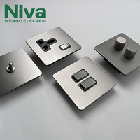 Interrupteurs muraux Niva 2 gangs 2 voies, panneau en acier inoxydable, norme britannique, interrupteur à bouton-poussoir simple, matériel électrique