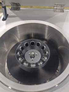 Vacuüm Centrifugaalconcentrator ZLNS-1 Lage Snelheid Met 24*1.5 + 24*5Ml Vaste Hoekrotor 300-2000Rpm - Product Image 4