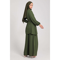 Özel Premium Spandeks/Polyester Kumaşından Üretilmiş Tesettür Spor Giyim Kadın 2 Parça Uzun Kollu Üst ve Pantolon Takımı Nefes Alabilen Hafif Hızlı Kuruyan