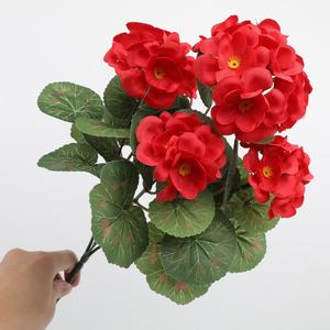 Flores de seda Geranio artificial Calidad Premium Invernadero Geranio Impresión Larga duración Uso versátil - Product Image 6