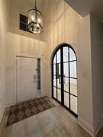 Puerta Moderna de Acero con Marco de Hierro Negro Delgado, Doble Vidrio Templado, Estilo Francés, para Interiores y Exteriores