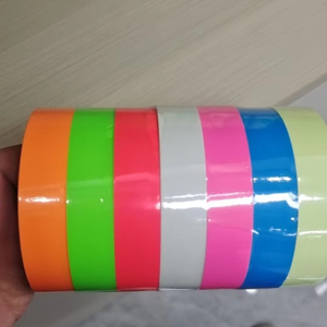 Ruban adhésif photoluminescent <span class=keywords><strong>vert</strong></span> haute luminosité, réfléchissant et imprimable pour la sécurité des escaliers et des sols - Product Image 1