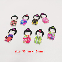 Yiwu Wintop rétro Style japonais Kimono femme ventilateur Matryoshka poupée conception Flatback deux trous en bois enfants nouveauté boutons