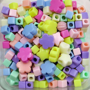 Muñeca de Vinilo Profesional de Tamaño Viaje con Atuendo Personalizable, Cuerpo de Silicona-Vinilo, Empaquetada en Caja con Ventana, Suministro Minorista - Product Image 5