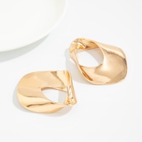 Boucles d'oreilles clous torsadées en métal ajouré motif floral pour femmes, accessoires de mode quotidiens, bijoux fantaisie, cadeaux