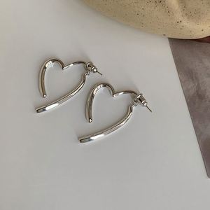 Vintage Love-Shaped Cross <b>Earrings</b> for Women, Retro Chic Dainty Hoops, Elegant Everyday/Elegant Wear Jewelry - Product Image 3