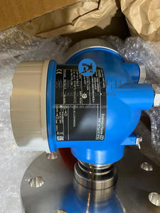 Capteur de niveau en acier inoxydable E+H série FMR51, précision +/-2 mm, portée 40 m, équipement industriel d'automatisation - Product Image 1