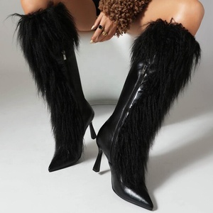 Bottes hautes en fourrure pelucheuse pour femme, grande taille 46, à talons hauts, avec fermeture éclair latérale, bottes fourrées pour l'hiver, chaussures à coupe large - Product Image 2