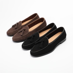 Nuevos mocasines con flecos de cuero mate y elegantes para hombre, zapatos de cuero genuino estilo británico, zapatos casuales de cuero de una pieza para hombre - Product Image 5