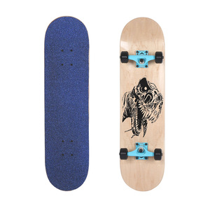 Skateboard Completo Professionale Tuck Brand con Stampa Grafica - Set Skateboard - Product Image 1
