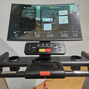 大型18.5インチLEDスクリーン機械式ドライブトレッドミルインクライン付き商用プロ用電気ジム用 - Product Image 3