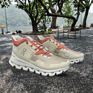 Женские кроссовки с сетчатой подкладкой - Product Image 3