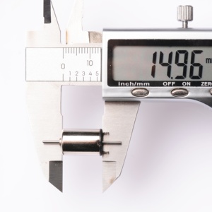 16000rpm 1015 Motor de tren modelo sin núcleo de CC de doble eje 12V para dispositivos de Inteligencia <span class=keywords><strong>Artificial</strong></span> - Product Image 6