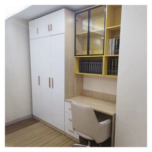Armoire moderne avec bureau intégré, design gain de place pour chambre à coucher, utilisation domestique, portes à battants à panneaux plats, personnalisable - Product Image 1