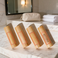 Masseur intelligent relaxant Shiatsu pour le cou et le dos – Soulagement des douleurs cervicales et dorsales – Idéal pour le bureau, la maison et les voyages – Tube de baume pour les lèvres