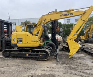 Komatsu PC138us et PC400-7 pelleteuse sur chenilles 35 tonnes d'occasion du Japon avec boîte de vitesses centrale 13 tonnes et composants de pompe - Product Image 4