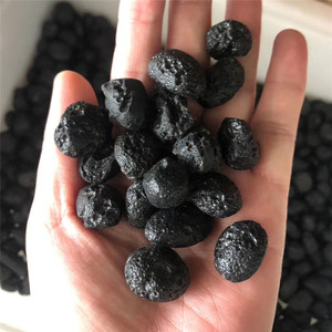 Vente chaude, météorites noires naturelles de haute qualité, pierre brute, téktites, spécimen de météorites, minéraux <span class=keywords><strong>à</strong></span> <span class=keywords><strong>vendre</strong></span> - Product Image 4