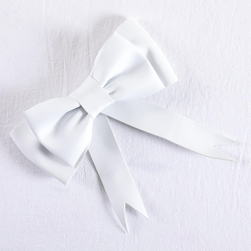 โบว์โอเวอร์ไซส์สีขาว Eva