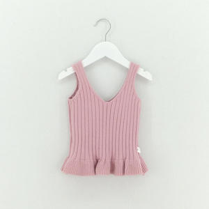 Suéteres sin mangas para niños de marca Stock Kid's, con patrones de punto gratuitos y máquina de tejer. - Product Image 2