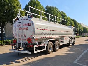 Nouveau camion-citerne commercial multi-compartiments 35m³-38m³ Sinotruk HOWO, camion-citerne mobile de ravitaillement disponible à la vente - Product Image 4