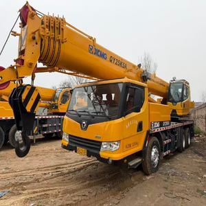 Grúa Móvil Usada Zoomlion de 25T en Excelentes Condiciones de Trabajo, Capacidad de Carga de 50 Toneladas, Precio Económico, Componentes Principales: Motor, Bomba y Núcleo del Motor - Product Image 2