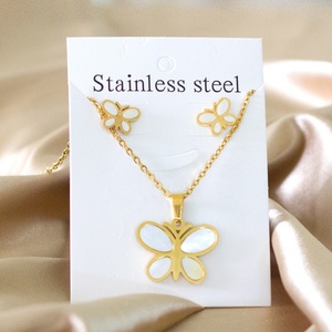 Parures de bijoux de mariée populaires pour femmes, collier et boucles d'oreilles en forme de coquille dorée, ensemble de bijoux de mariage tendance - Product Image 1