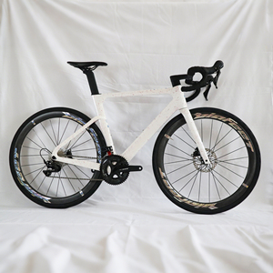 Cuadro de bicicleta de carretera <span class=keywords><strong>SHIMANO</strong></span> 105 R7000-Cuadro de 24 velocidades con freno hidráulico ligero 9kg bicicleta de carretera aerodinámica de carbono completo - Product Image 1