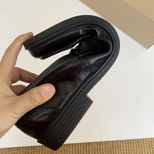Zapatos de cuero de primera calidad para hombre, zapatos formales de vestir, zapatos de cuero genuino, cómodos, perforados, transpirables, suela suave - Product Image 2