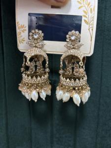 Ensembles de bijoux élégants de fête en acier inoxydable Broderie de perles Jhumka Bindi Vêtements de mariage traditionnels - Product Image 2