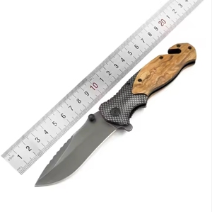 Cuchillo <span class=keywords><strong>plegable</strong></span> con mango <span class=keywords><strong>de</strong></span> madera <span class=keywords><strong>de</strong></span> olivo personalizado <span class=keywords><strong>de</strong></span> fábrica, patrón grabado con láser, hoja recubierta <span class=keywords><strong>de</strong></span> Titanio, cuchillo EDC <span class=keywords><strong>de</strong></span> bolsillo para exteriores a la venta - Product Image 2