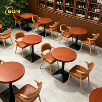 Table de bar ronde en bois massif personnalisable, design rétro nostalgique pour restaurants, cafés et plus - usage commercial