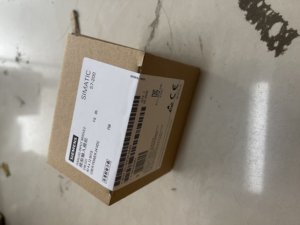 โมดูลอินพุตแบบอนาล็อก Siemens PLC ของแท้ใหม่ 100% รุ่น 6ES7231-0HC22-0XA0 - Product Image 1