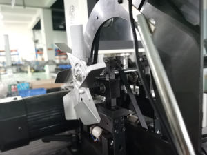 Support dur 22-550 Distance 16 KG Meilleur prix <span class=keywords><strong>Machine</strong></span> d'équilibre dynamique horizontale - Product Image 4