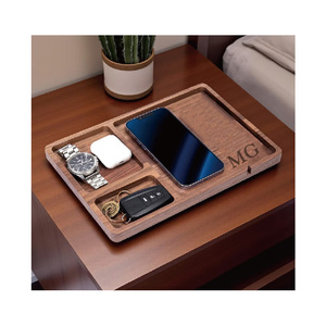<span class=keywords><strong>Plateau</strong></span> <span class=keywords><strong>de</strong></span> rangement personnalisé en bois pour portefeuille, clés, montre, bijoux – Cadeau d'anniversaire pour garçons d'honneur - Product Image 4