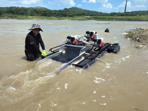 8 inch xách tay vàng NẠO VÉT vàng thiết bị khai thác mỏ dưới nước <span class=keywords><strong>sluice</strong></span> hộp giá nhà máy tốt - Product Image 3