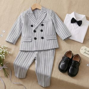 Ensemble de costume rayé pour bébé garçon, blazer croisé avec poches, tissu en coton doux pour plus de confort, idéal pour les mariages - Product Image 6