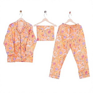 Ensemble de pyjama de luxe pour femmes en coton biologique pur, imprimé à la main, respirant, personnalisable, vêtements de nuit de haute qualité - Product Image 1