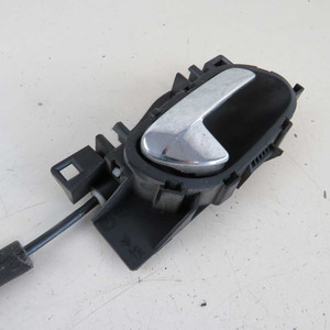 Serrure de porte avant droite PSA006230 Peugeot 5008 Mk1 2009-2016 d'occasion (76774) - Product Image 5