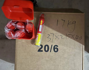 Faro <span class=keywords><strong>de</strong></span> Señalización Manual Rojo <span class=keywords><strong>de</strong></span> Uso Diurno HUASAI, Linterna <span class=keywords><strong>de</strong></span> Humo Manual DNS, Pirotecnia para Rescate, Partidos <span class=keywords><strong>de</strong></span> Fútbol, Faro Manual - Product Image 6